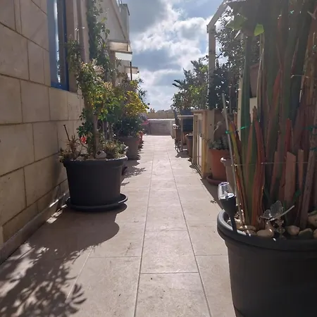 Amazing Gozo Penthouse Sea Views, Hot Tub, Pool, Free Ac דירה *